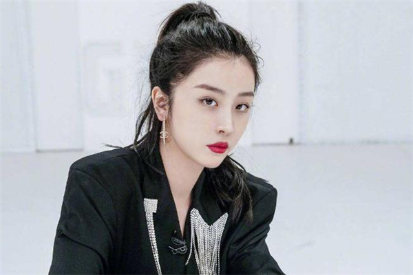 颅顶低适合高马尾还是低马尾,颅顶低怎么扎马尾