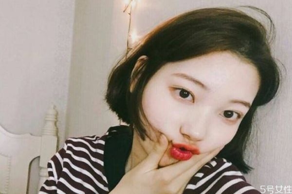 适合小眼睛女生的发型图片,适合小眼睛女生的发型