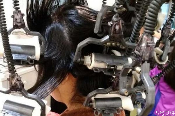 热烫需要弹力素打理吗,热烫用不用弹力素 热烫需要弹力素打理吗,热烫用不用弹力素