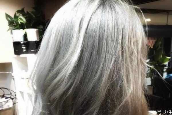 头发先染还是先剪好呢?,先染发还是先剪头发