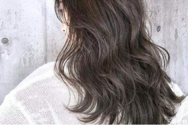 染过的头发怎么保养,染发后怎么保养头发