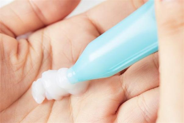 前男友发膜的正确用法,发膜一次用多少量 前男友发膜的正确用法,发膜一次用多少量