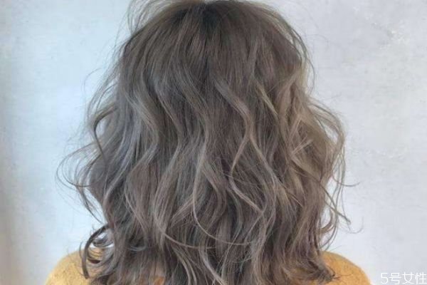 烫头发后掉发特别严重怎么办,烫头之后掉发严重怎么办 烫头发后掉发特别严重怎么办,烫头之后掉发严重怎么办