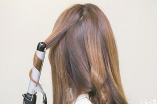 如何让刘海快速长起来,如何自己剪刘海 如何让刘海快速长起来,如何自己剪刘海