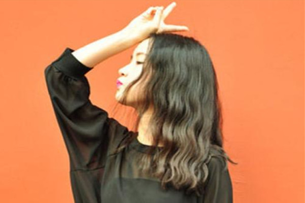 短发烫水波纹好看吗,短发烫发水波纹 短发烫水波纹好看吗,短发烫发水波纹