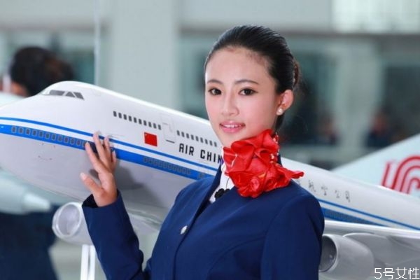 空姐发型怎么梳,怎样梳空姐头的