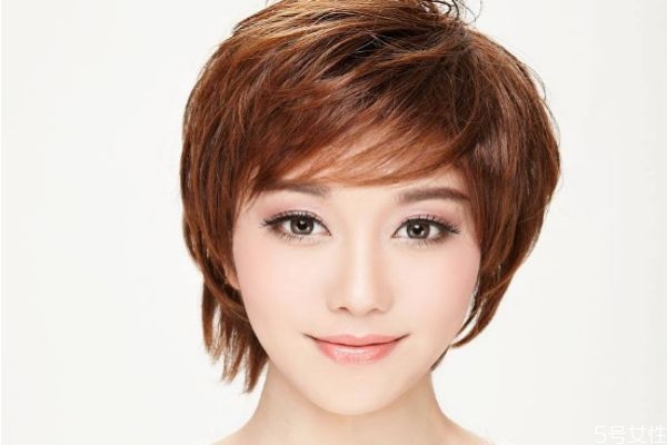 假发怎么保养才能有光泽,假发的保养方法