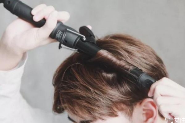 卷发如何恢复卷度,怎么维持卷发的卷度