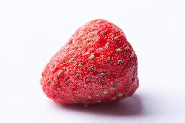 冻干草莓脆是怎么做的,冻干草莓脆是怎么做出来的