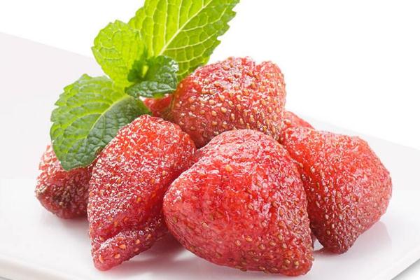 草莓干的功效和作用及禁忌,莓茶的作用及功效