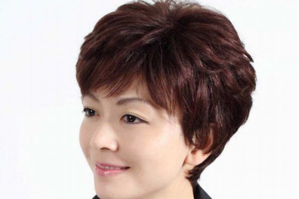 怎么选择适合自己的假发,怎样挑选适合自己的假发块