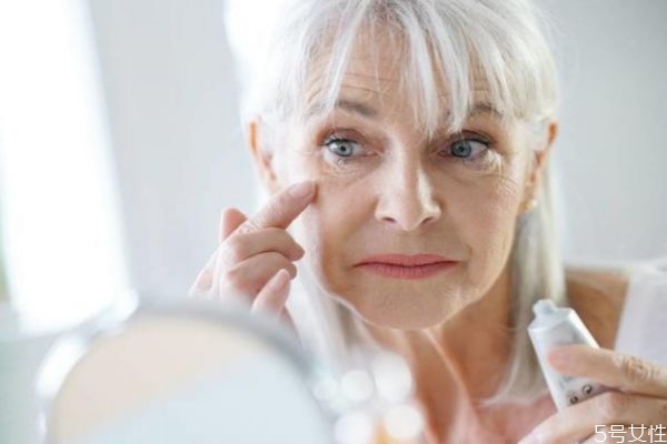 用什么方法可以减少白头发,如何减少白头发