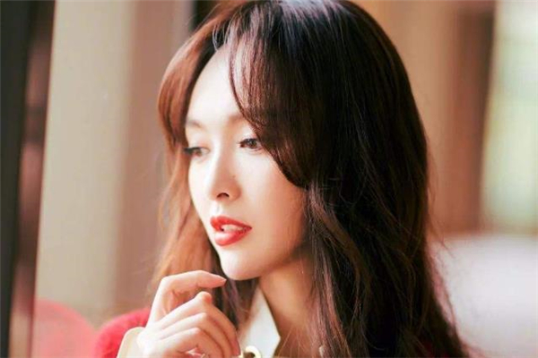 长脸适合八字刘海吗?,长脸适不适合八字刘海