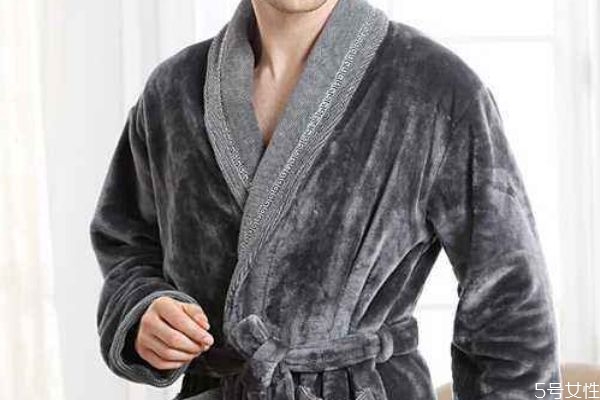 睡衣和家居服有啥区别,睡衣是家居服还是居家服