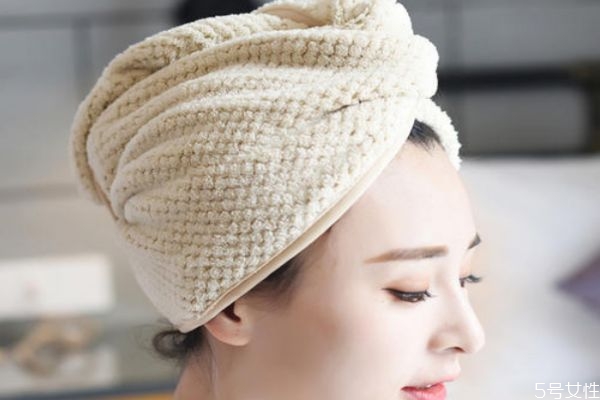 干发帽包头发的危害,经常用干发帽对头有危害吗