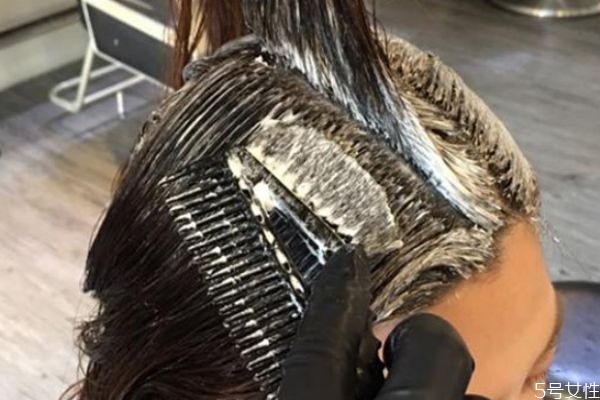 染发剂注意事项,选染发剂时应该注意什么