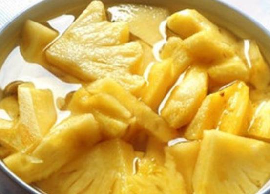 削好的菠萝可以放冰箱吗,泡水的菠萝可以放冰箱吗