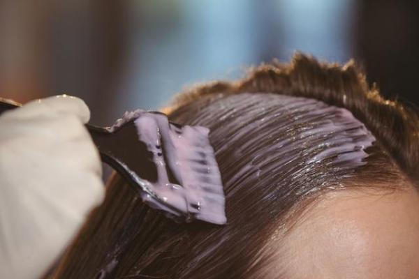 染头发后怎么防止掉色,染发后怎么防止掉色