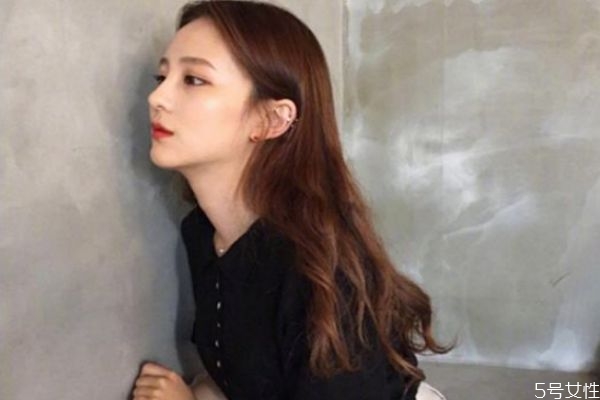 脸长适合什么卷发,脸长适合什么卷发图片