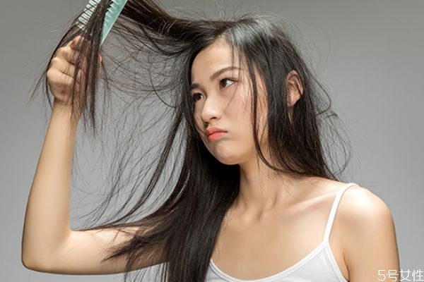 怎么缓解脱发日常方法,怎样减缓脱发