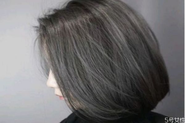 染发褪色后都会变黄吗?,头发染什么颜色褪色后不会变黄