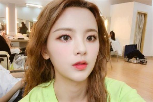 羊毛卷适合发量多的人吗,发量较多适合羊毛卷吗