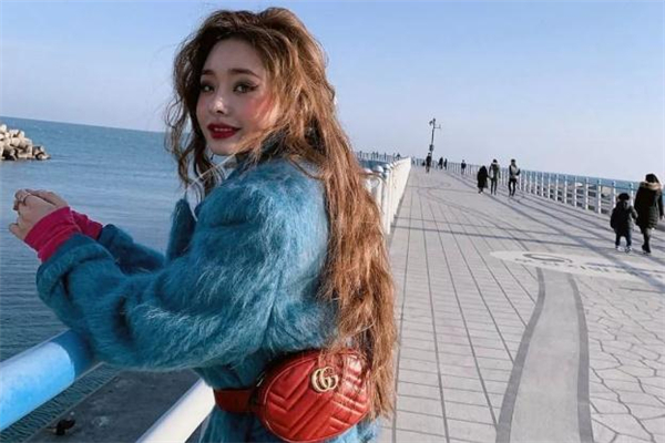 蛋卷头适合方脸型吗,蛋卷头适合方脸型吗图片