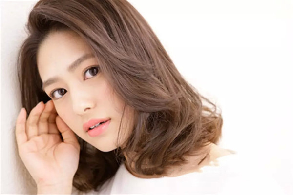 长脸尖头顶适合什么发型,头顶尖怎么扎头发好看