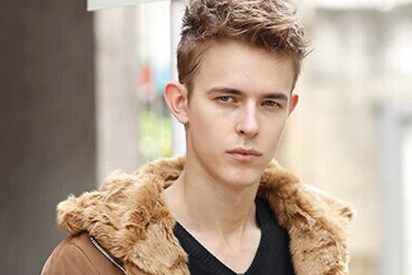 适合方脸的发型有哪些,方脸适合什么样的发型?