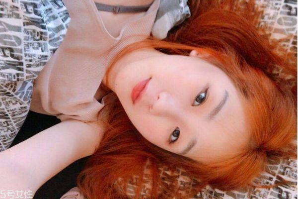 头发颜色2019流行色,2019最流行的头发颜色