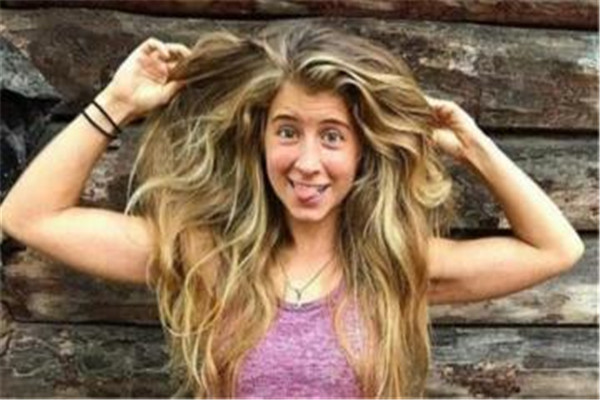 头发稀少应该补充什么,头发少要注意什么 头发稀少应该补充什么,头发少要注意什么