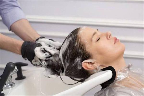 掉头发吃什么维生素最好,掉头发吃什么维生素b6