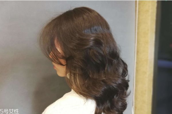 烫发的危害到底有多大,烫发的危害是永久的吗