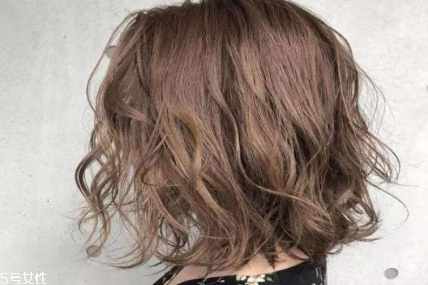 烫发后头发护理小妙招,烫头发后怎么护理 烫发后头发护理小妙招,烫头发后怎么护理