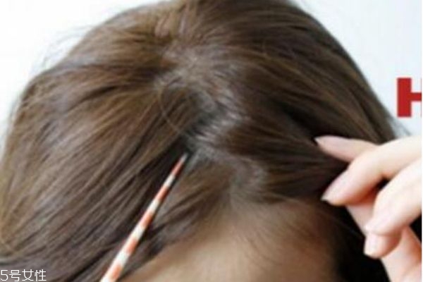 刘海怎么往上扎,刘海怎么扎上去 刘海怎么往上扎,刘海怎么扎上去