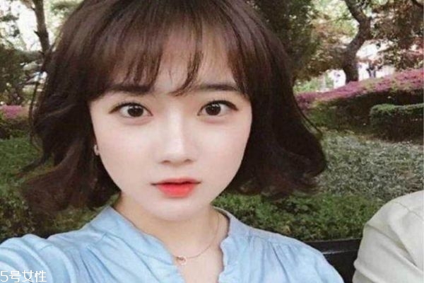 额头窄颧骨宽适合发型男,额头窄颧骨宽适合什么发型