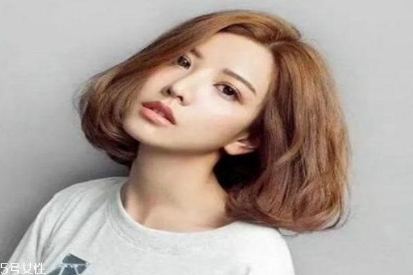 夏天适合什么颜色的头发,适合冬季的头发颜色
