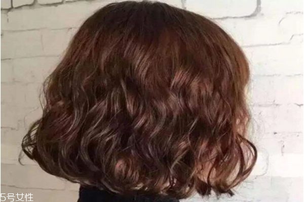 烫头后要注意什么,烫完头需要注意什么 烫头后要注意什么,烫完头需要注意什么