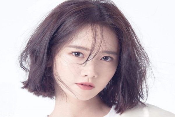 适合月牙脸的发型女,月牙脸适合什么发型女 适合月牙脸的发型女,月牙脸适合什么发型女