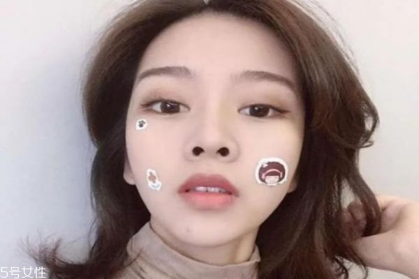 好看的斜刘海发型图片女,好看的斜刘海发型图片女扎发