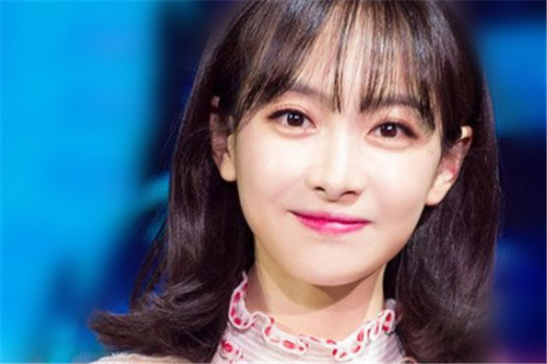 发尾外卷发型图片,发尾外卷发型图片中长发