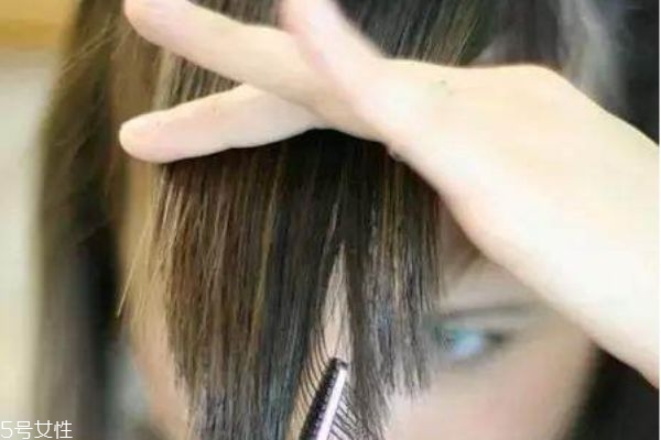 怎么弄法式刘海,法式刘海教程图解步骤