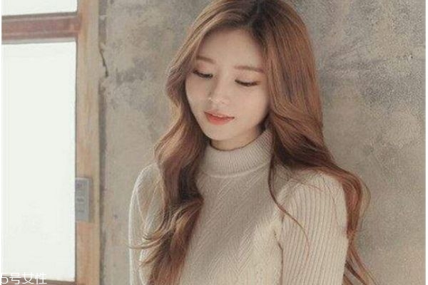 长款卷发发型图片,最流行卷发中长发型