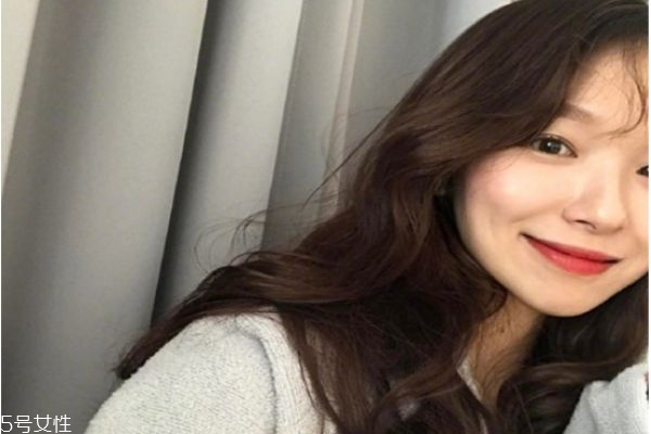 长卷发图片女神范背影,女神范发型