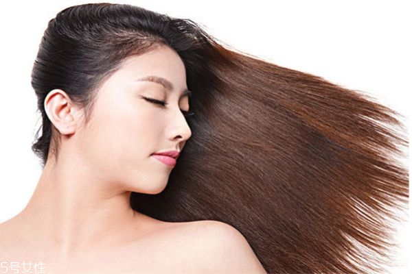 天生头发稀少怎么变浓密,天生头发少怎么变多