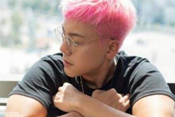 粉色头发要漂吗,粉色发色需要漂吗