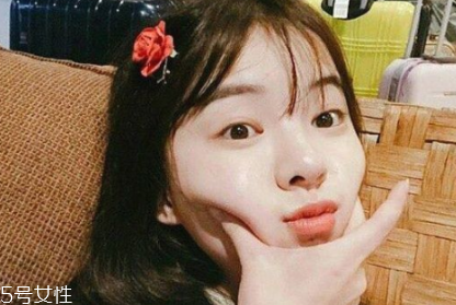 厚刘海适合什么发型,好看的薄刘海发型图片