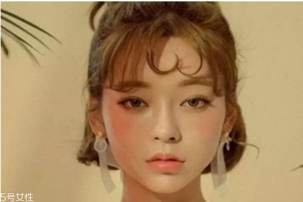 今年最流行的刘海,今年哪种刘海好看