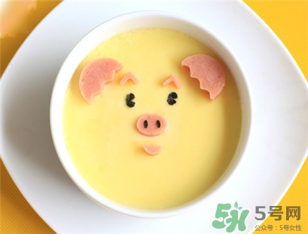 宝宝每天吃多少油合适(两岁宝宝每天吃多少油合适)