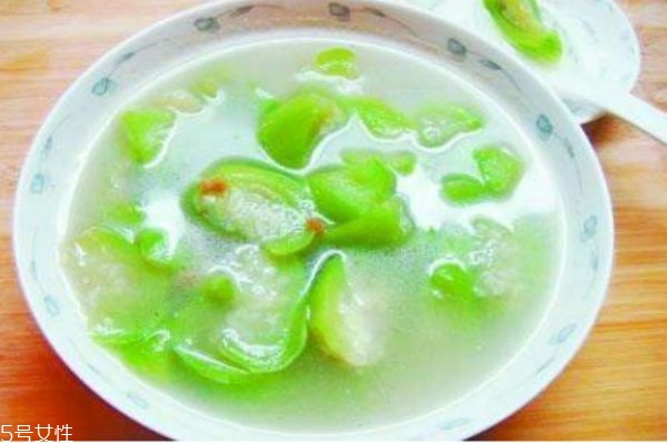 怎么做丝瓜好吃呢(丝瓜咋样做好吃)